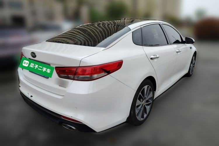 Used Kia K5 2016 2.0L Automatic LUX Rear Right 45 Deg