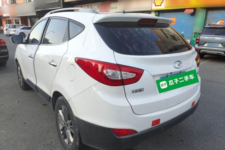 Used Hyundai ix35 2015 2.0L Automatic 2WD Smart Version China V Standard
