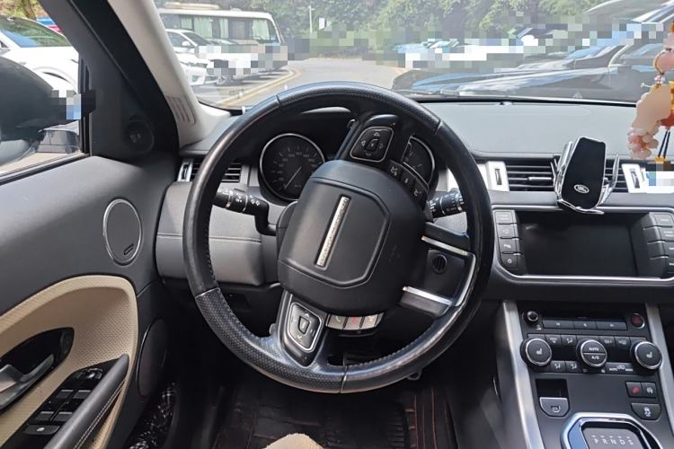 Used Land Rover Range Evoque 2014 2.0T 5-Door Ignite Edition
