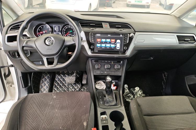 Used Volkswagen Touran 2016 Touran L 280TSI DSG Style Edition