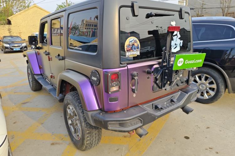 Used Jeep Wrangler 2014 3.0L Sahara Four-Door Edition
