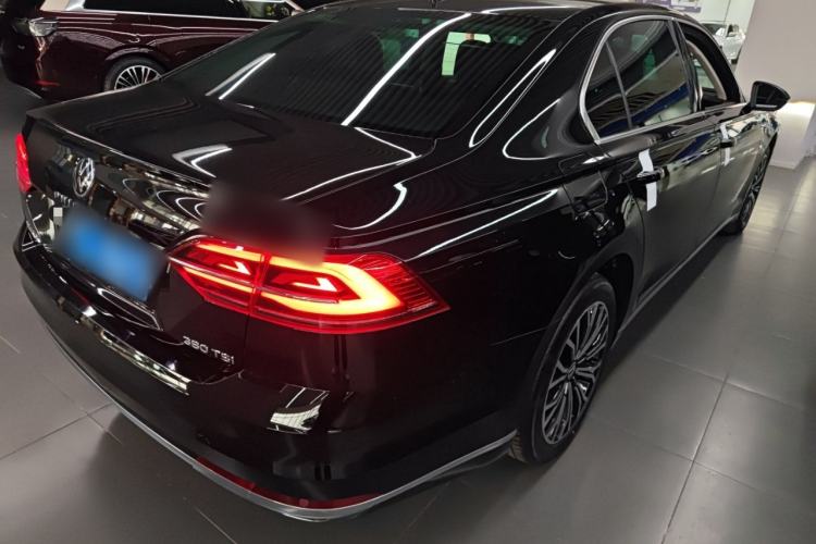 Used Volkswagen Phideon 2021 380TSI Luxury Edition
