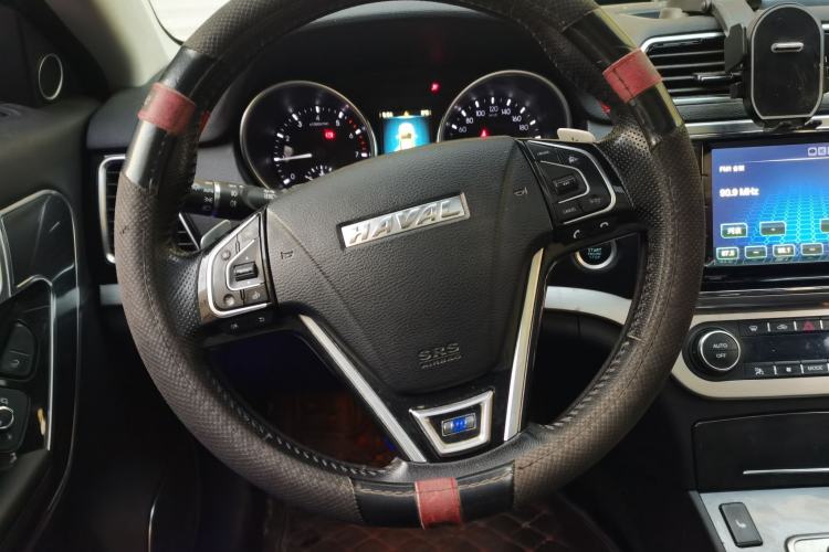Used Haval H6 Coupe 2015 Blue Label 2.0T Automatic Two-Wheel Drive Prestige Model Steering Wheel