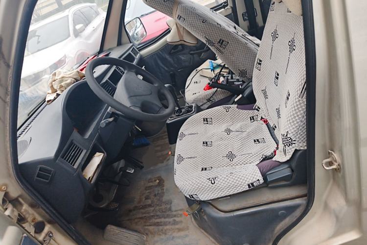 Used Wuling Zhiguang 2013 1.0L Practical Version Left Front Seat