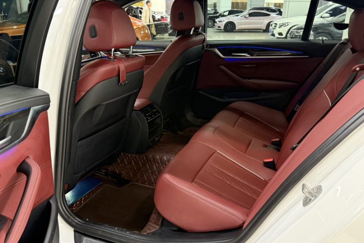 Used BMW 5 Series 2021 Facelifted 530Li Leading Edition M Sport Package Interior 2