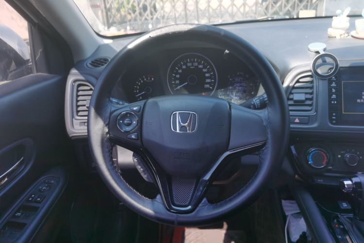 Used Honda Vezel 2022 1.5L CVT Phantom Night Pioneer Edition Steering Wheel