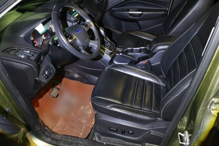 Used Ford Kuga 2015 1.5L GTDi Four-Wheel-Drive Elite Model Driver Seat