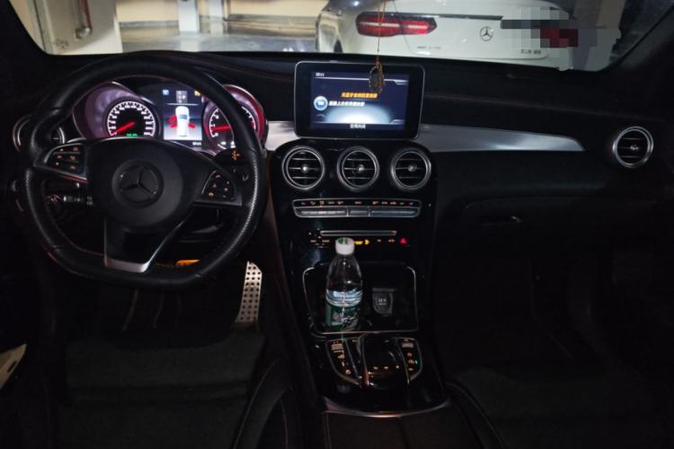 Used Mercedes-Benz GLC AMG 2017 AMG GLC 43 4MATIC Center Console