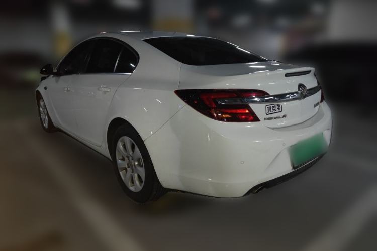 Used Buick Regal 2015 1.6T Leading Technology Model Rear Left 45 Deg
