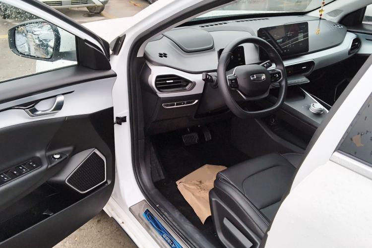 Used Geometry A 2021 Pro Enjoy High-Dimensional Range Edition 430KM A430 Easy-Drive Version