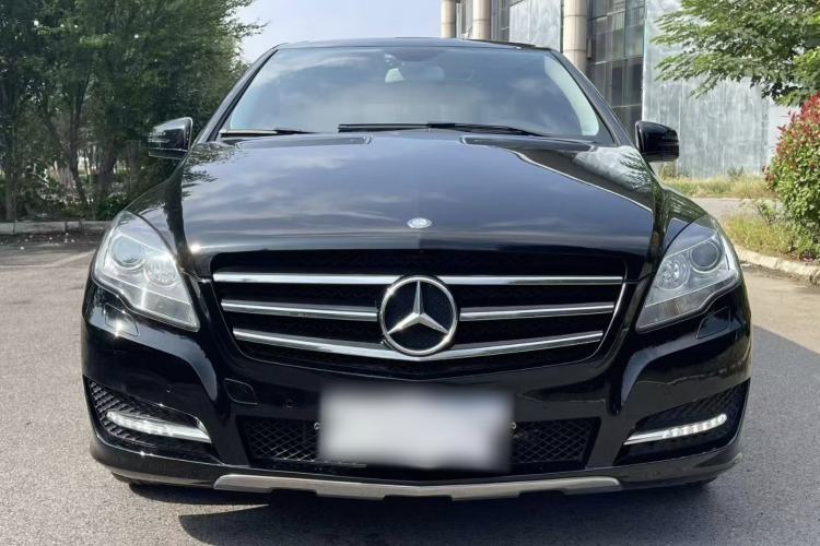 Used Mercedes-Benz R-Class 2017 R 320 4MATIC Business Edition Prestige Model
