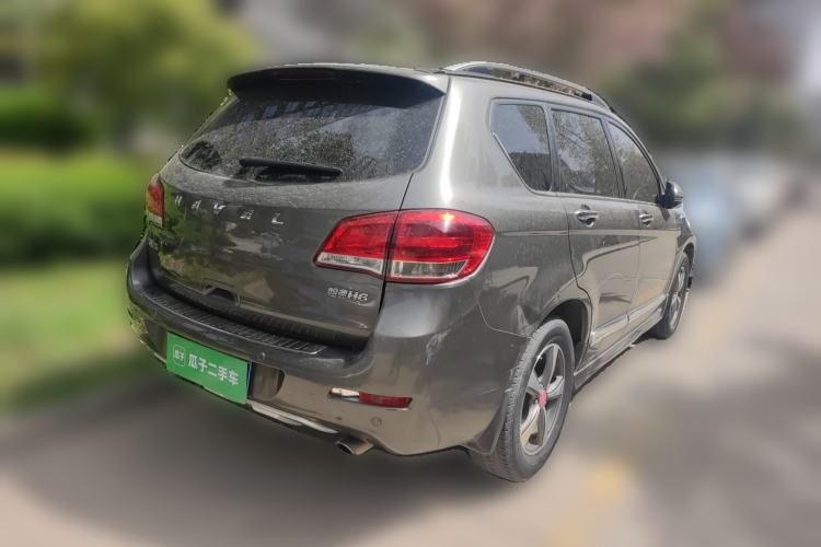Used Haval H6 2013 Upgraded Model 2.4L Automatic Two-Wheel Drive Prestige Version
