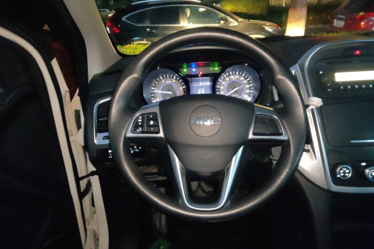 Used JMC Baodian 2020 2.5T Diesel 4x4 Comfort Edition Standard Wheelbase JX4D25A6L
