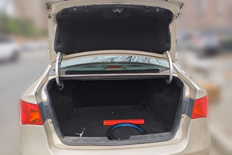 Used Roewe 350 2013 350S 1.5L Automatic Xunda Edition
