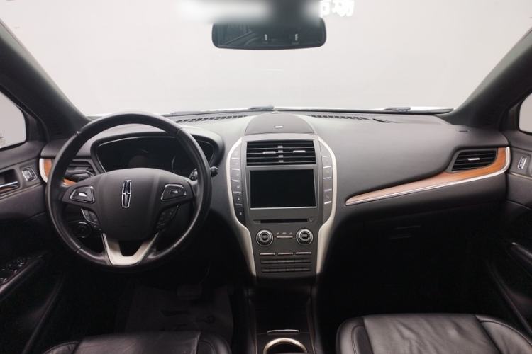 Used Lincoln MKC 2018 2.0T Four-Wheel Drive Zunya Edition Audio And AC Panel