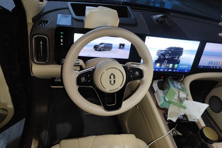 Used Hima AITO M9 2024 Range-Extended Max Edition 42 kWh 6-Seater Version Steering Wheel