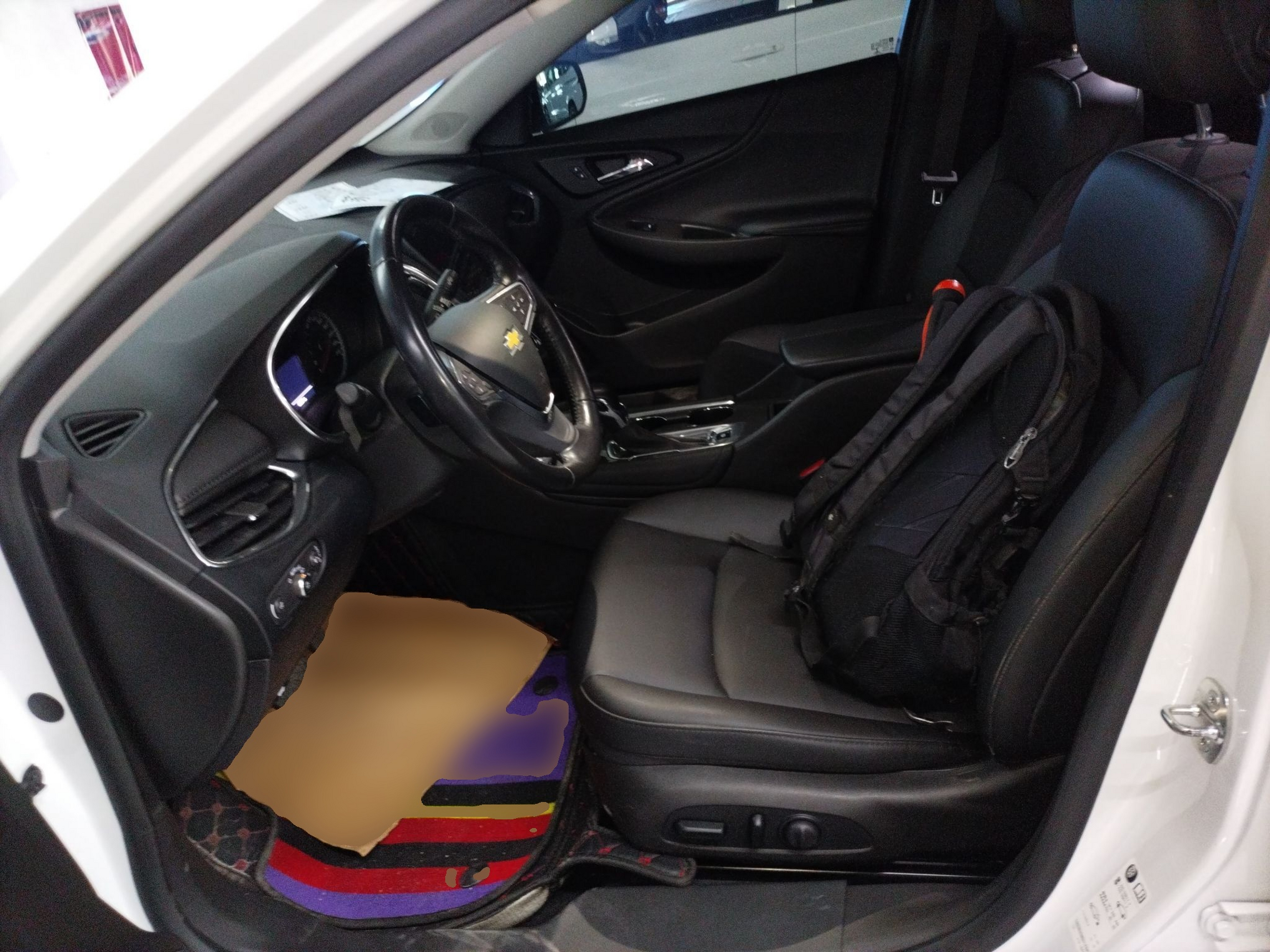 Переднее сиденье в автомобиле