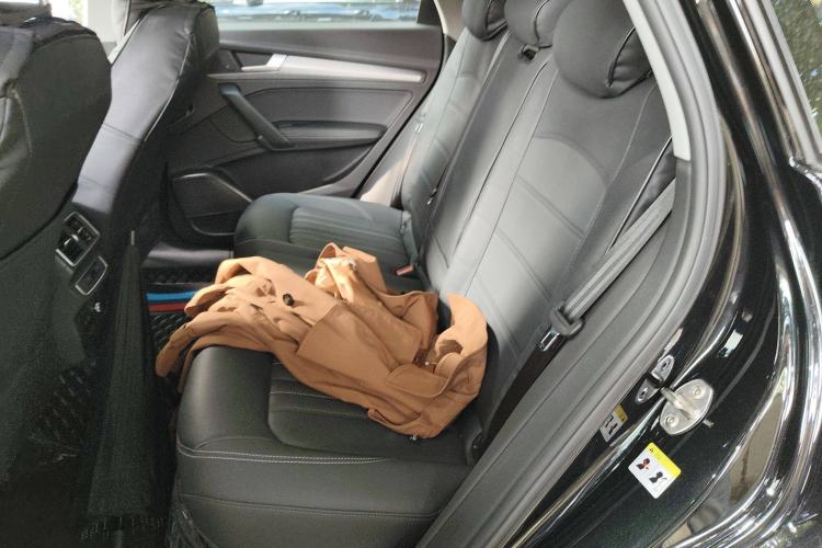 Used Audi Q5L 2023 40T Fashionable and Elegant Version
