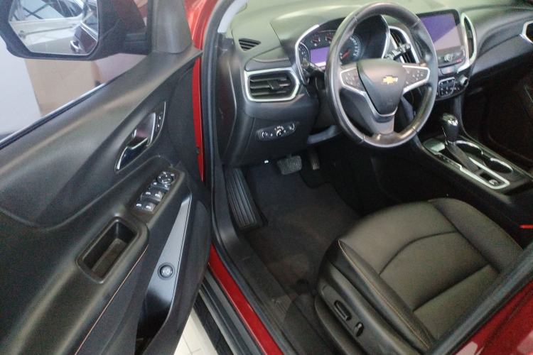 Used Chevrolet Equinox 2019 535T Automatic YuJie Edition China V Standard Driver Seat