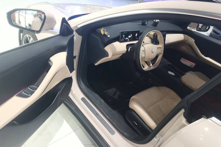 Used Nio ET5 2024 75 kWh
