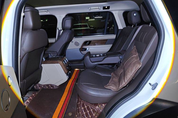 Used Land Rover Range 2018 3.0 SC V6 AB Prestige Extended Edition Left Rear Seat