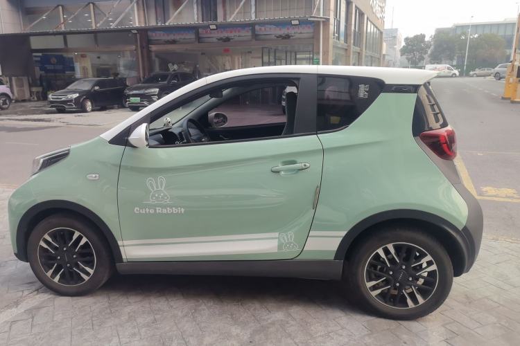 Used Chery Little Ant 2022 Sweet Pink Edition Half-Sugar Version 3-Cell Lithium 30kW 408km