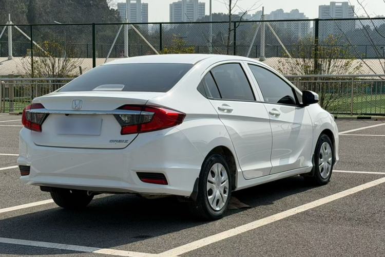 Used Honda Greiz 2016 1.5L CVT Classic Edition
