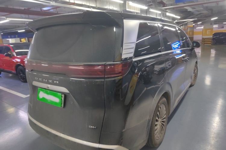 Used Denza D9 2024 DM-i 1050 Luxury Model