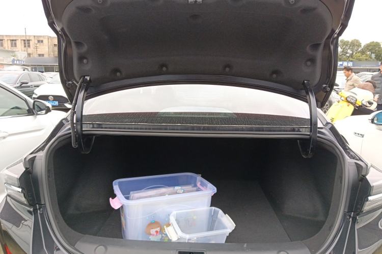 Used Dongfeng Aeolus Yixuan MAX 2024 1.5T Luxury Edition