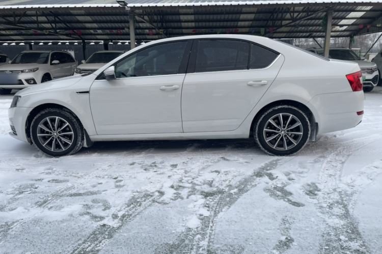 Used Skoda Octavia 2017 1.6L Automatic Chuanxing Edition