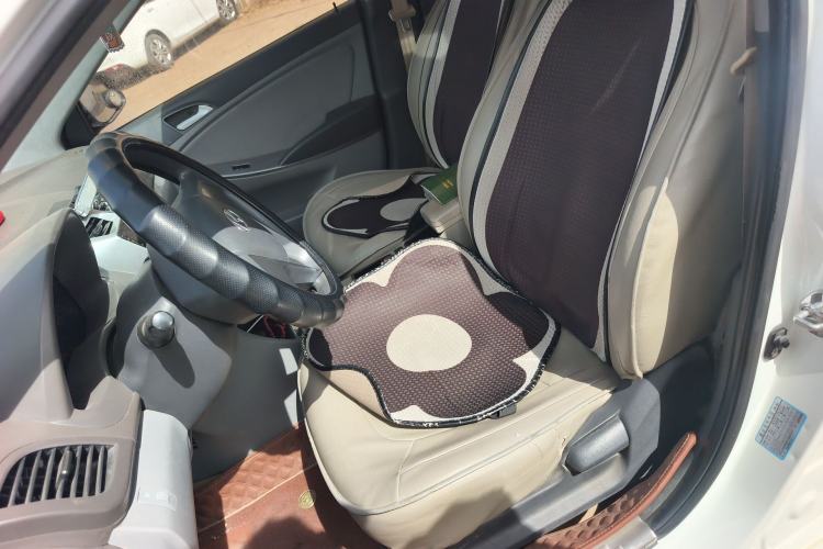 Used Hyundai Verna (older generation) 2014 1.4L Automatic Smart GLS Left Front Seat