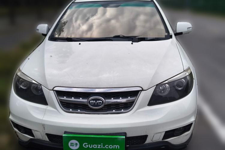 Used BYD S6 2014 2.0L Manual Elite Version 5 Seats
