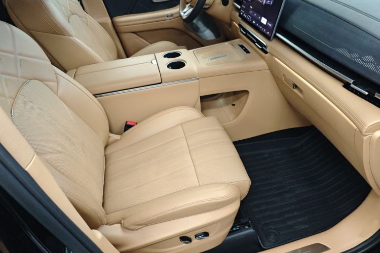 Used VOYAH Dream 2026 Model PHEV Qiankun Max