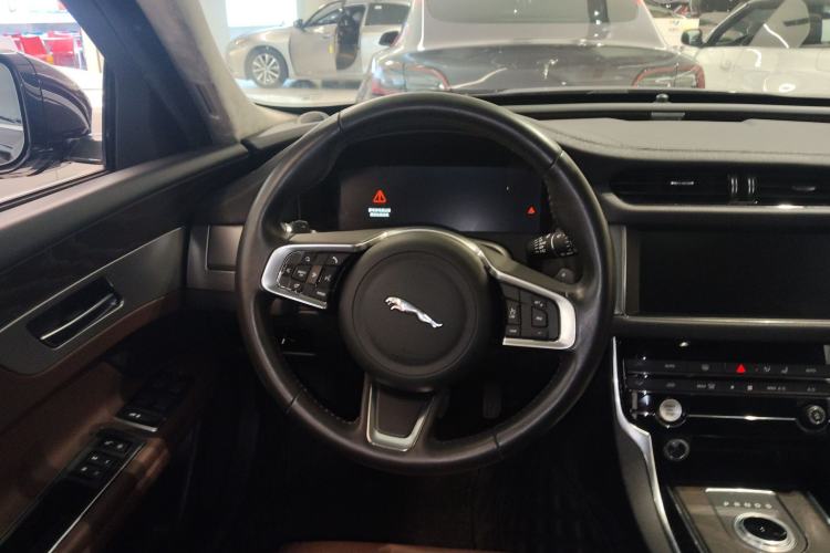 Used Jaguar XFL 2020 XFL 2.0T P250 Four-Wheel Drive Luxury Edition
