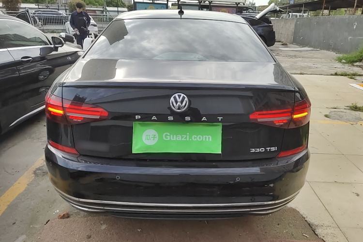 Used Volkswagen Passat 2019 330TSI Elite Edition China VI
