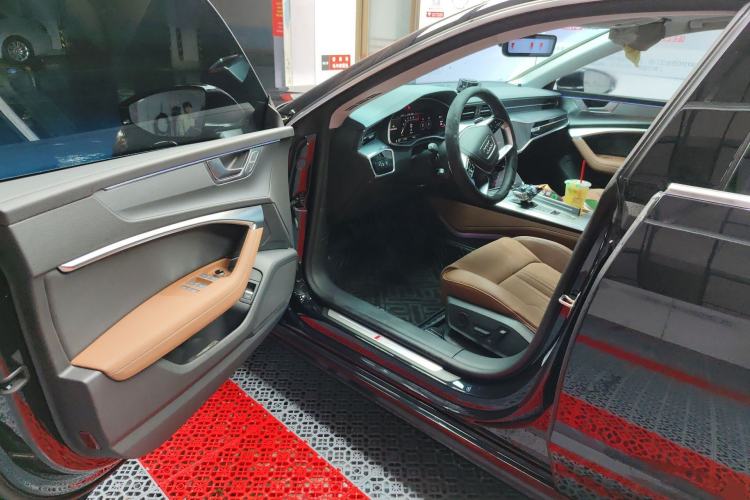 Used Audi A7L 2024 45 TFSI Luxury Edition
