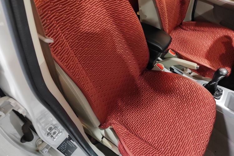 Used CHANGAN Alsvin V3 2015 1.4L Manual Meiruan Model China V Standard
