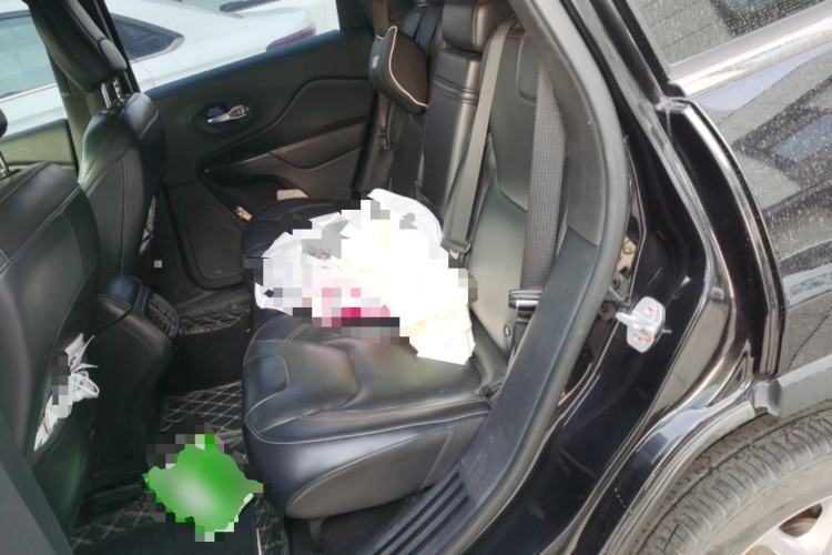 Used Jeep Cherokee 2016 2.0L Superior Edition