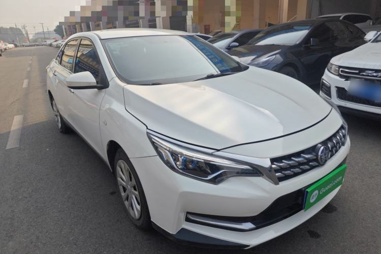 Used Venucia D60 2019 1.6L Entry Manual Fashion Edition
