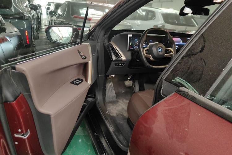 Used BMW iX 2022 xDrive40 Driver Seat