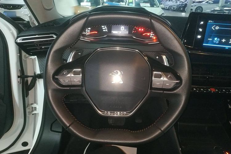 Used Peugeot 2008 2022 230THP THE ONE
