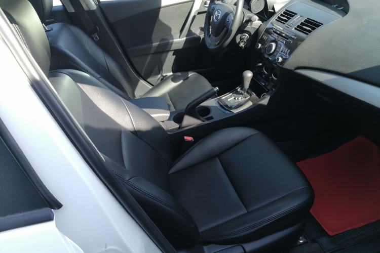 Used Mazda 3 2015 Sedan 1.6L Automatic Elite Model