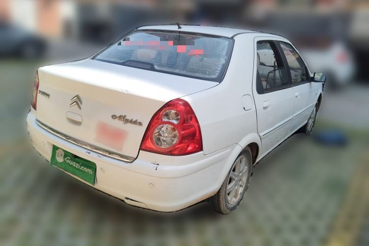 Used Citroen Elysee 2013 Sedan Classic 1.6L Manual Tech Edition
