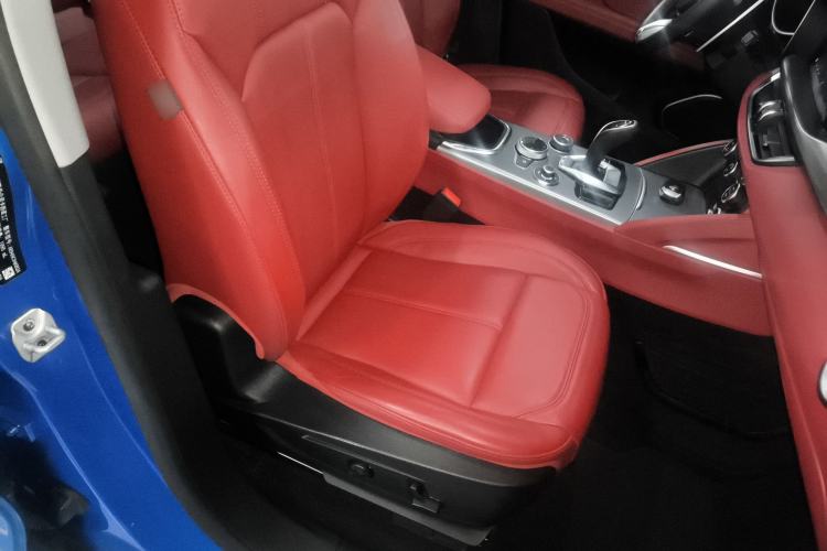 Used Alfa Romeo Stelvio 2020 2.0T 280HP Luxury Edition
