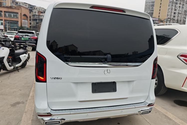 Used Mercedes-Benz V-Class 2021 V 260 Avantgarde Edition
