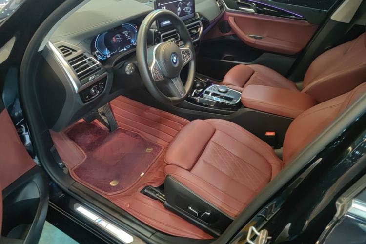 Used BMW iX3 2024 Leading Model