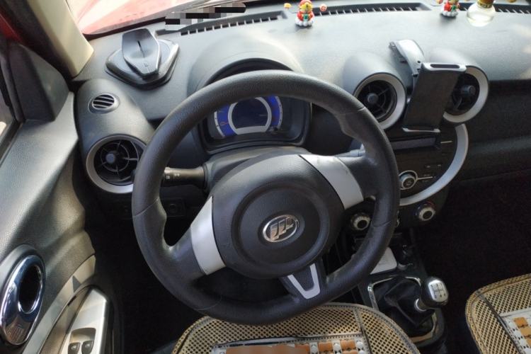 Used Lifan Auto 320 2012 Champion Edition 1.3L Manual CoolDrive Model
