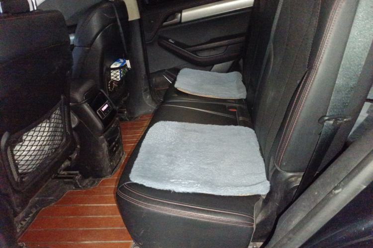 Used BYD Tang New Energy 2018 DM 2.0T All-Wheel Drive Smart Connectivity Luxury Model 7 Seats China V Emission Standard