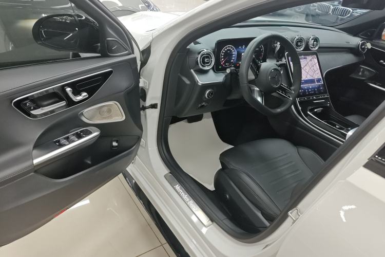 Used Mercedes-Benz C-Class 2024 Facelift C 260 L Night Edition Sport Version Driver Seat