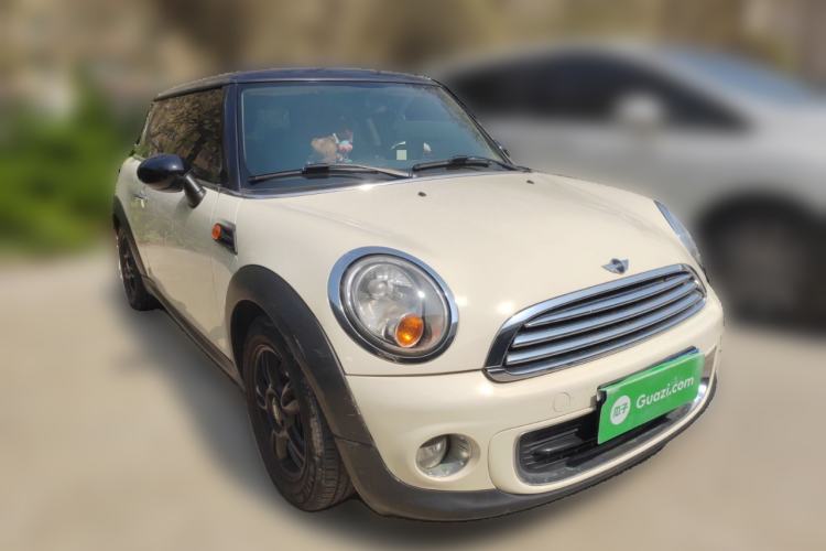 Used MINI 2011 1.6L ONE
